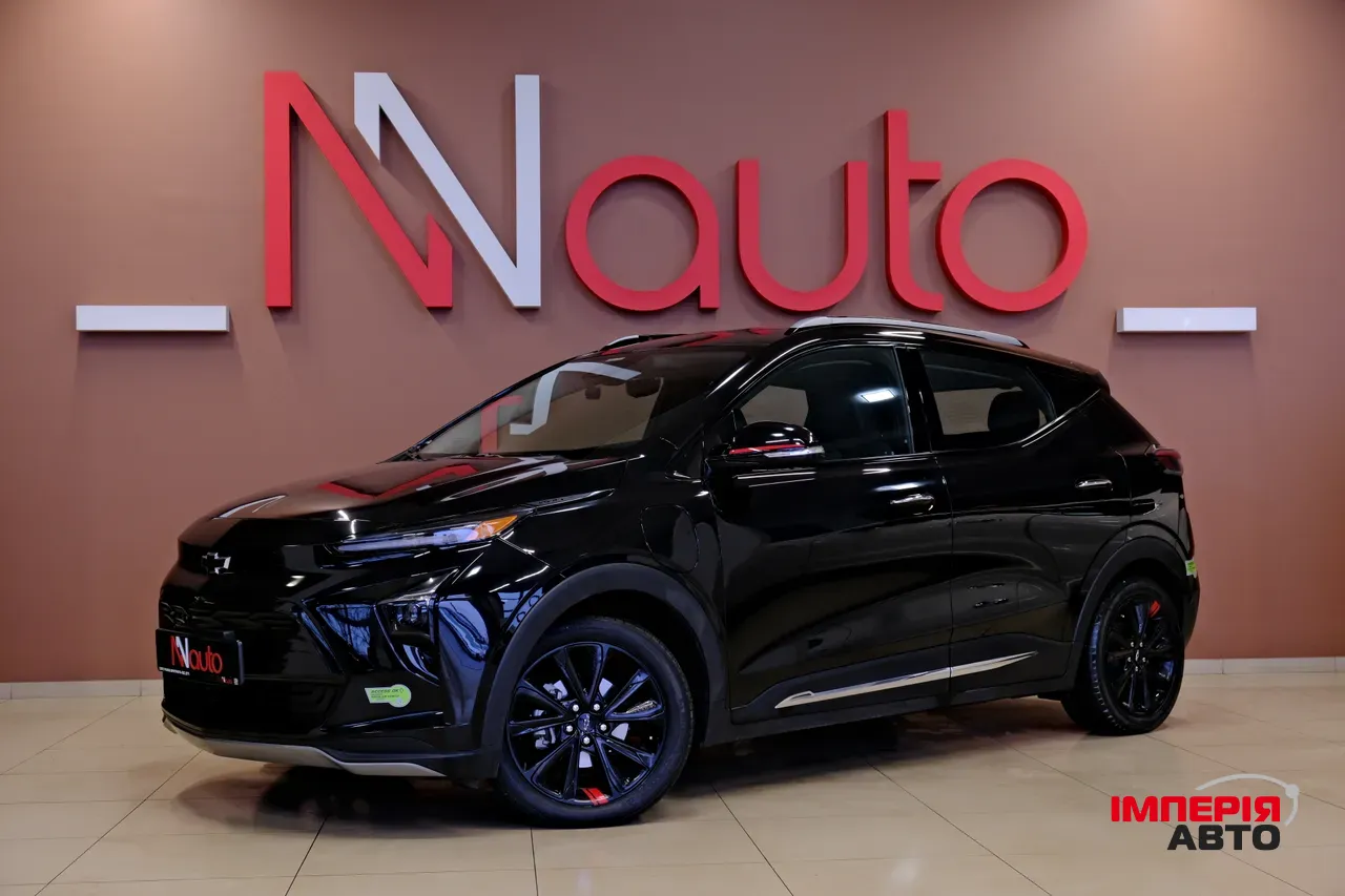 Chevrolet Bolt EUV - фото 1