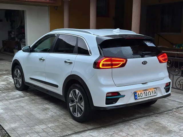 Kia Niro - фото 5