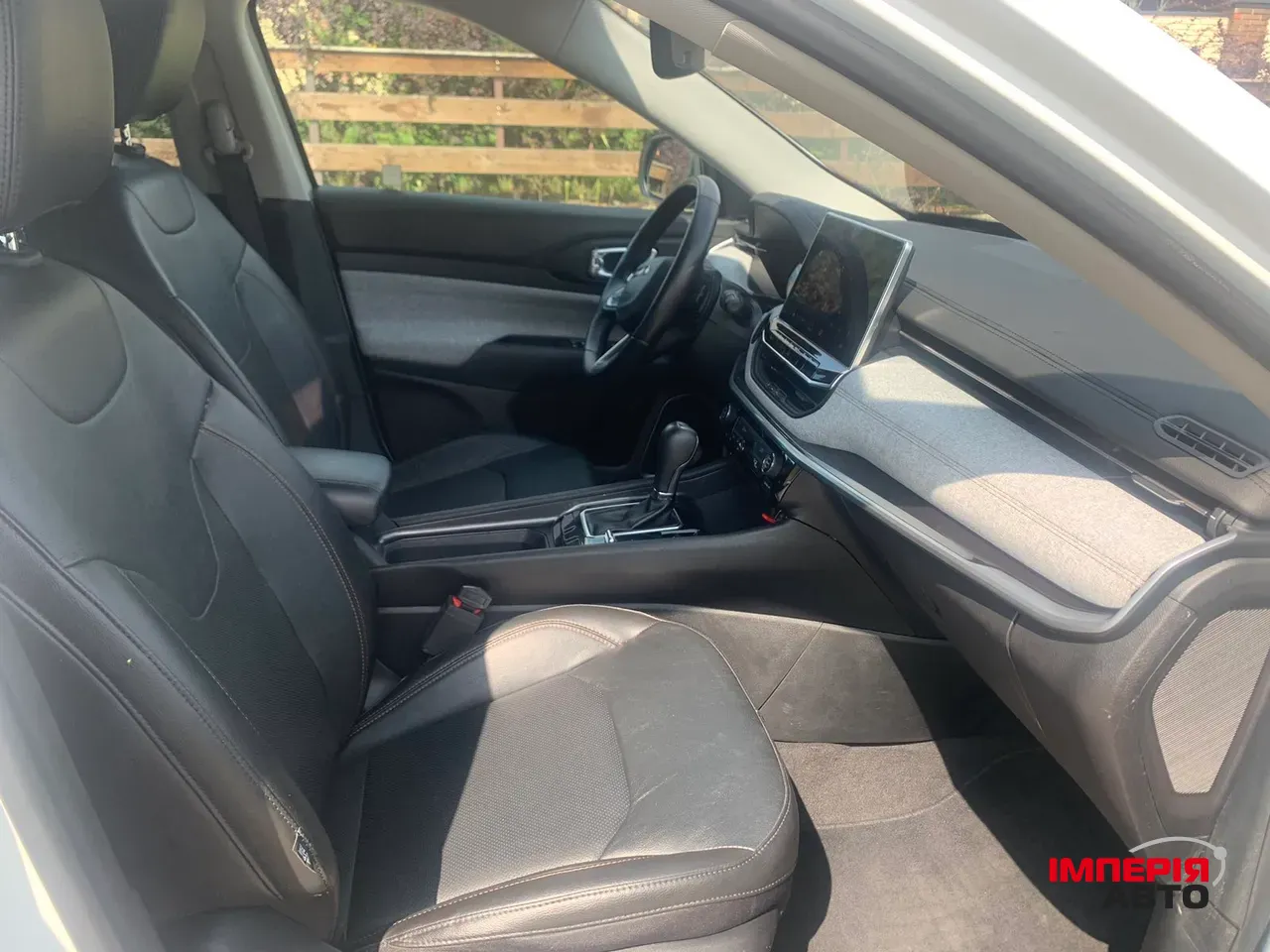 Jeep Compass - фото 6