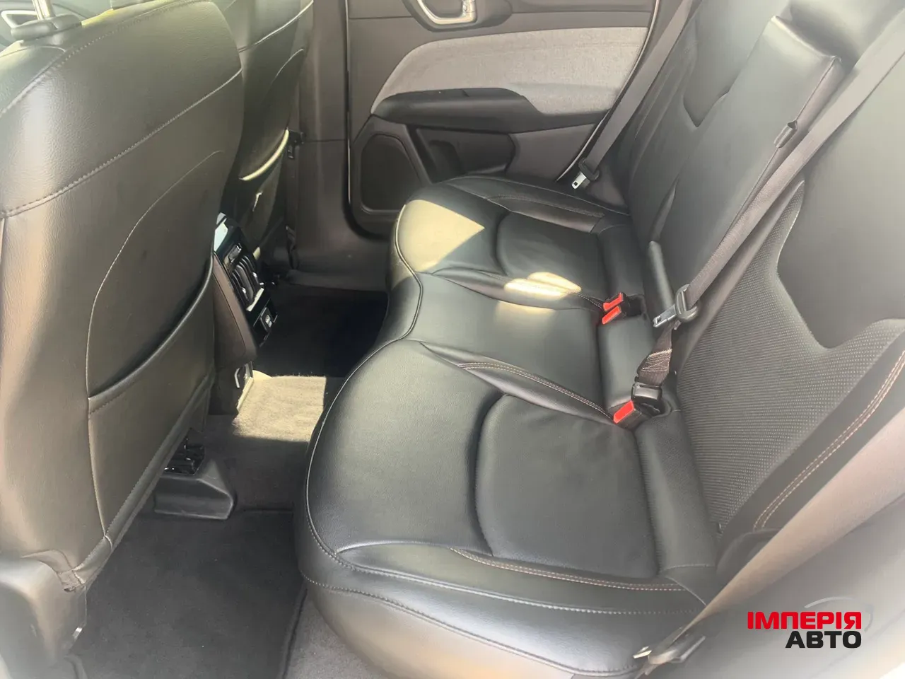 Jeep Compass - фото 14