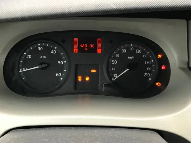 Nissan Primastar - фото 5