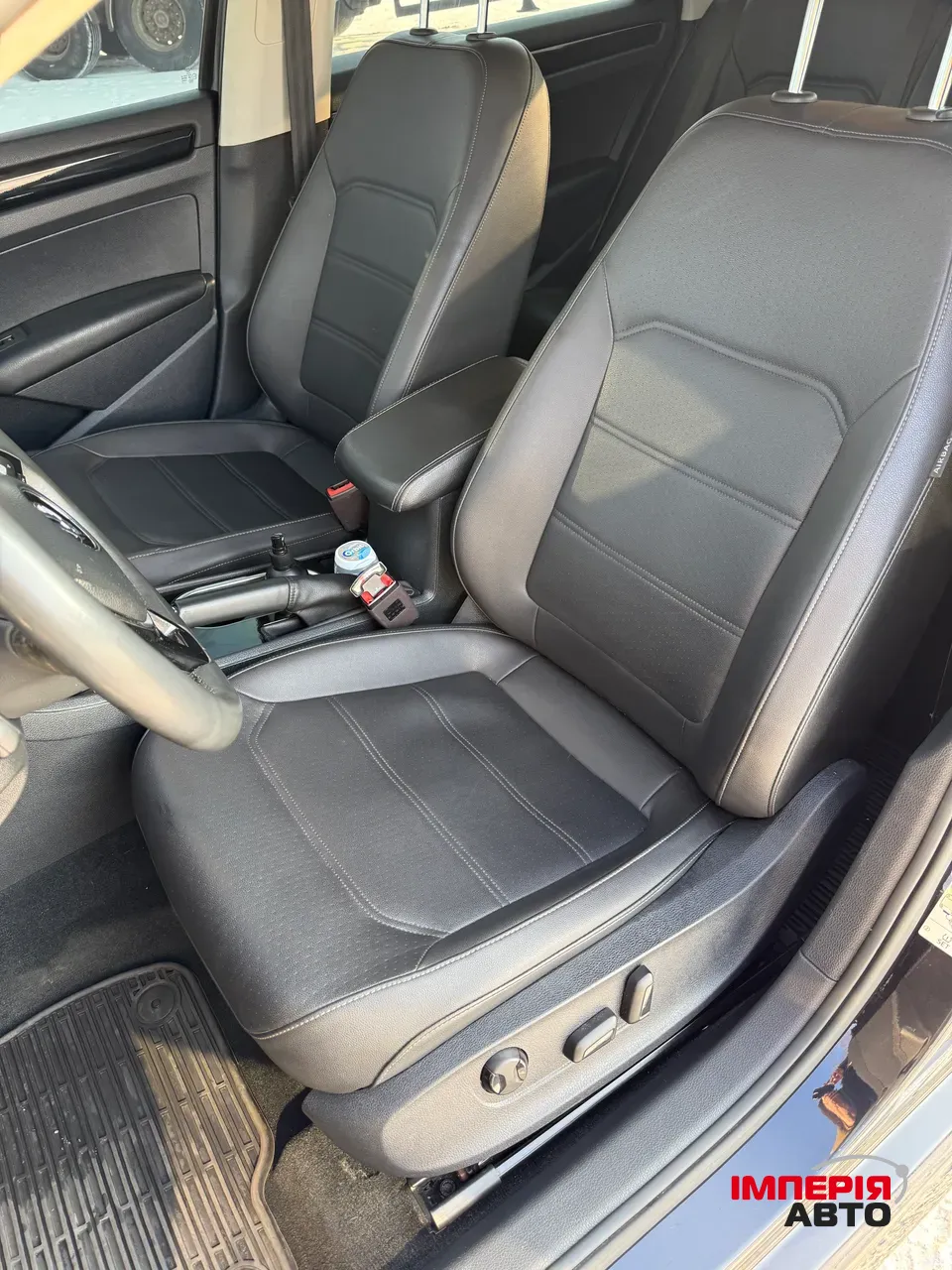 Volkswagen Passat (North America and China) - фото 21