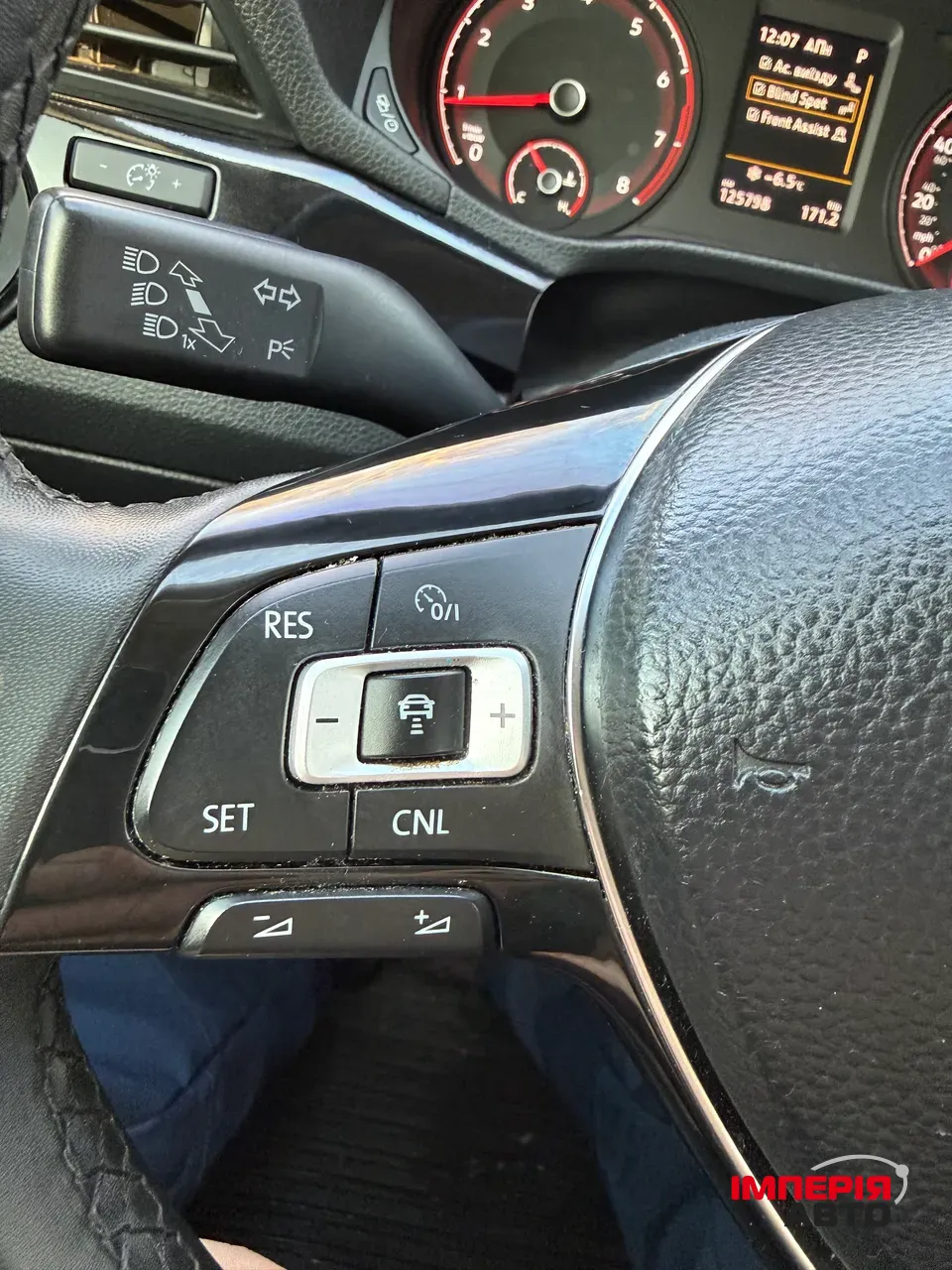 Volkswagen Passat (North America and China) - фото 18