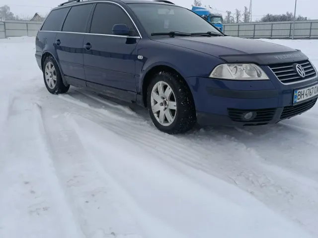 Volkswagen Passat - фото 2