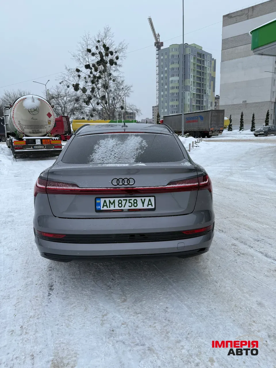 Audi e-tron Sportback - фото 11