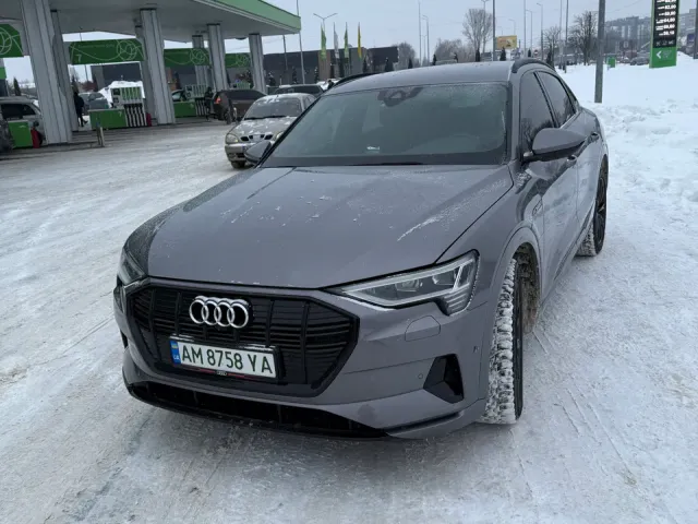 Audi e-tron Sportback - фото 3