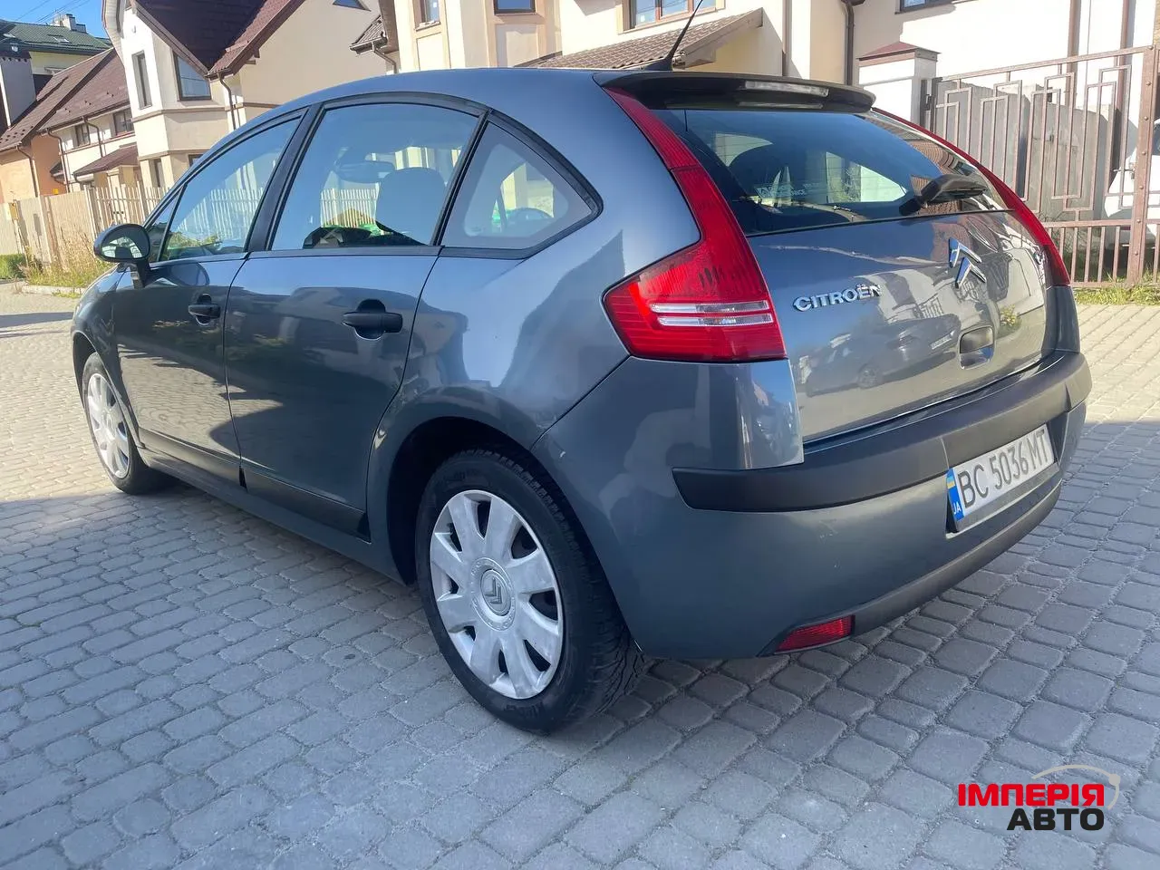 Citroen C4 - фото 7