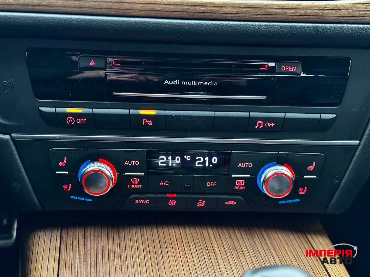 Audi A6 - фото 15