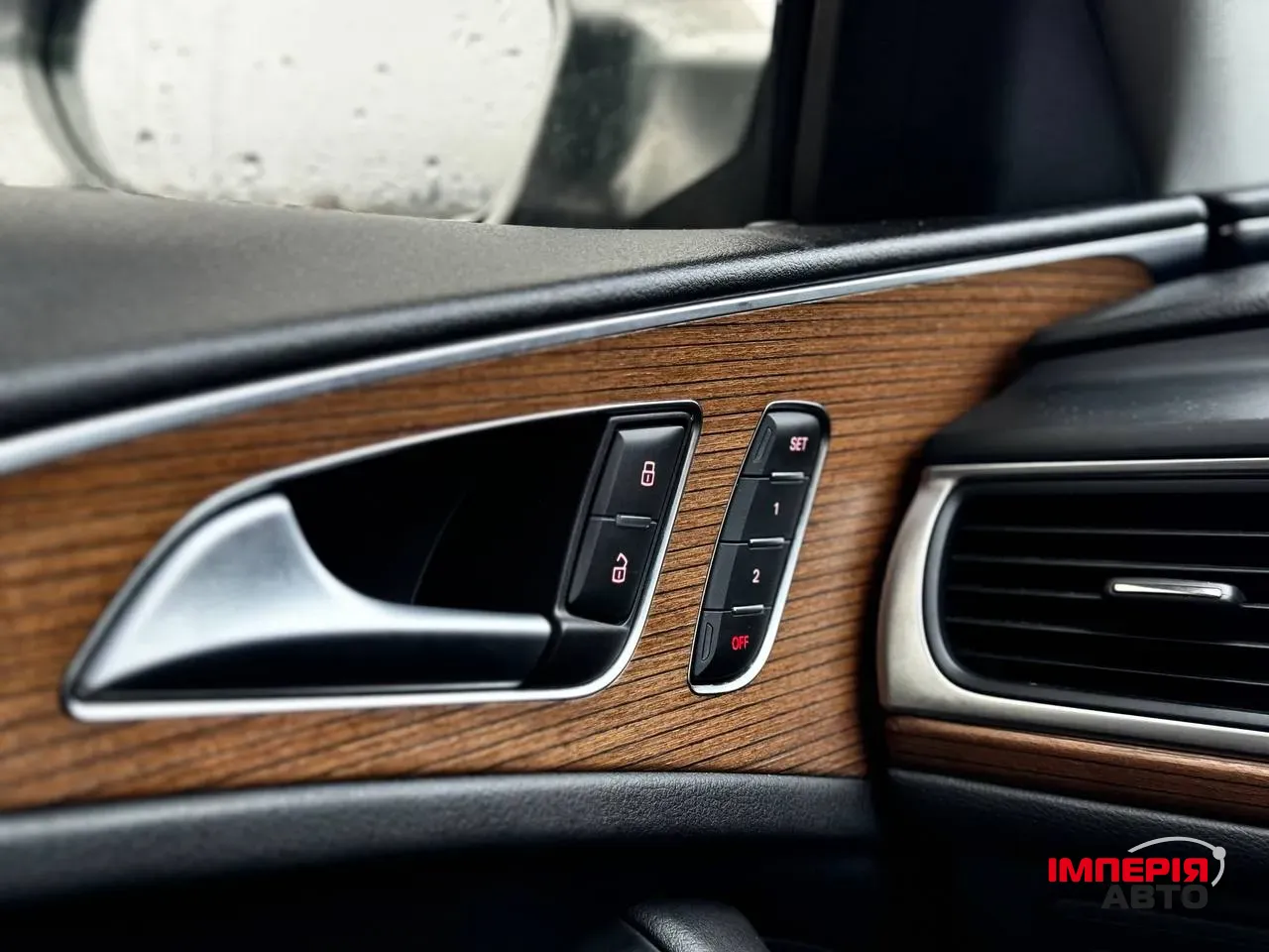 Audi A6 - фото 17