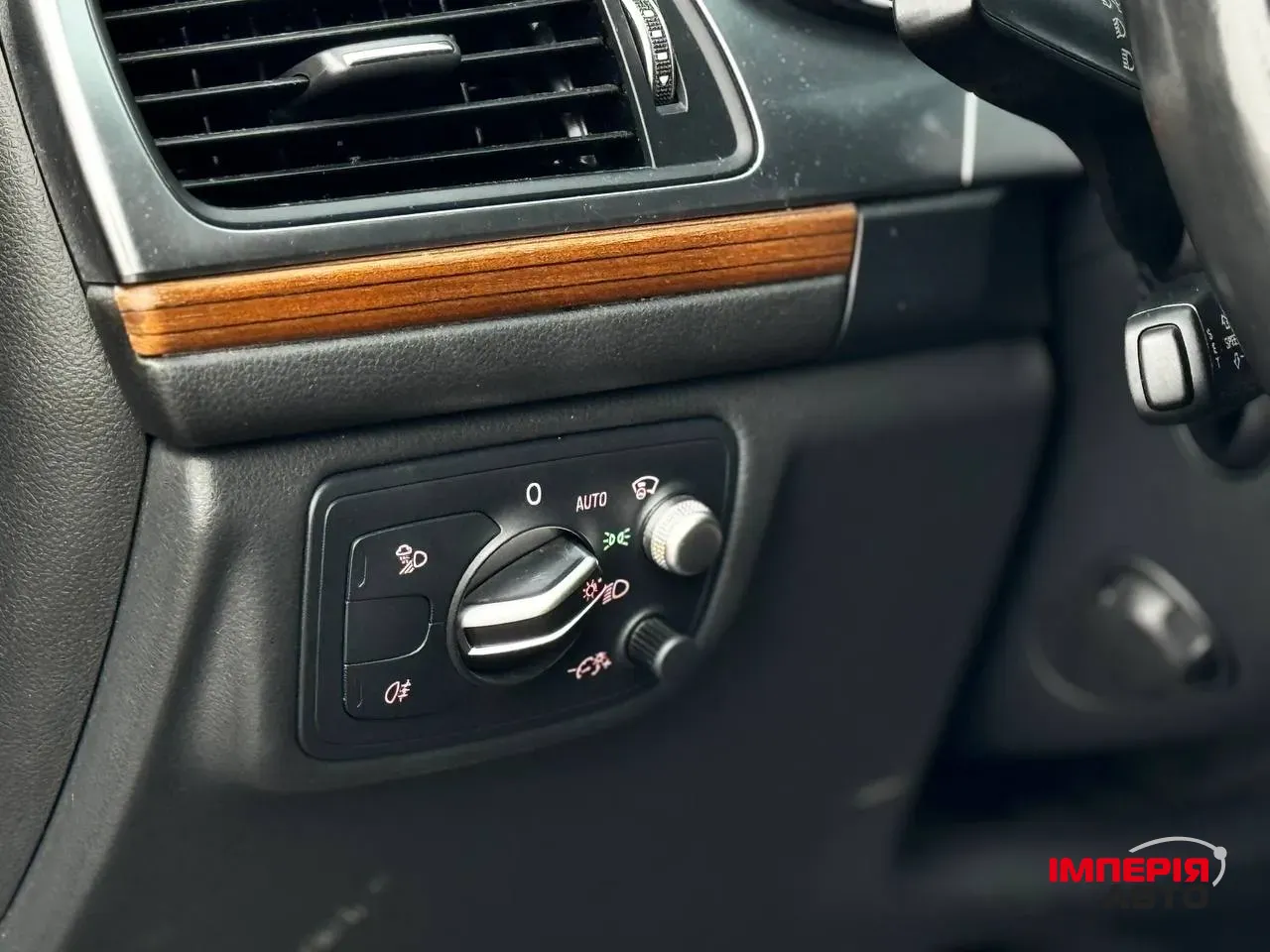 Audi A6 - фото 19