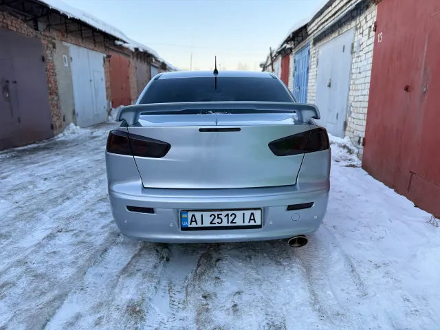 Mitsubishi Lancer - фото 4
