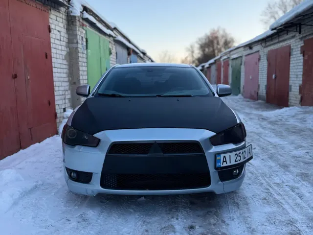 Mitsubishi Lancer - фото 2