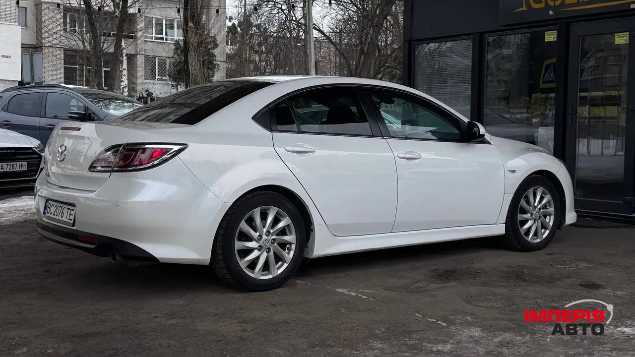 Mazda 6 - фото 8