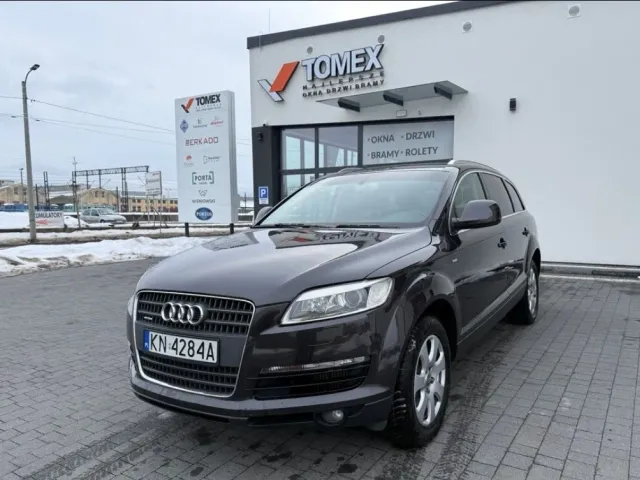 Audi Q7 - фото 2