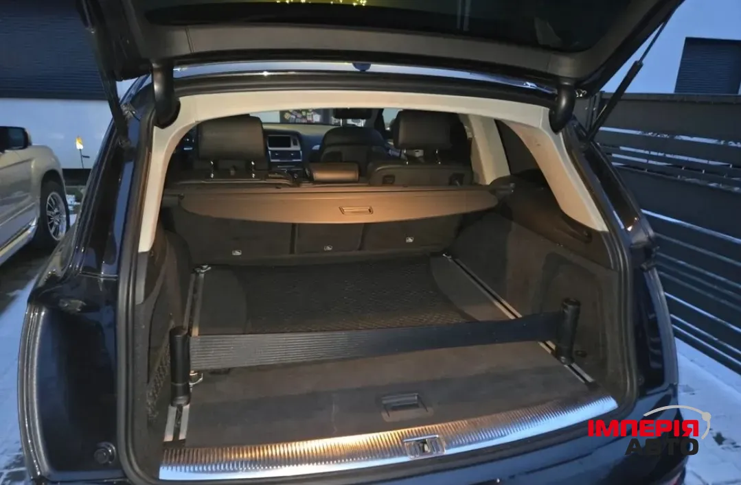 Audi Q7 - фото 9