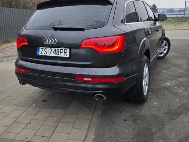 Audi Q7 - фото 4