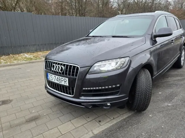 Audi Q7 - фото 2
