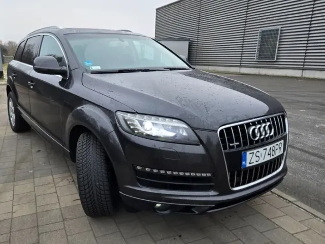 Audi Q7 - фото 5