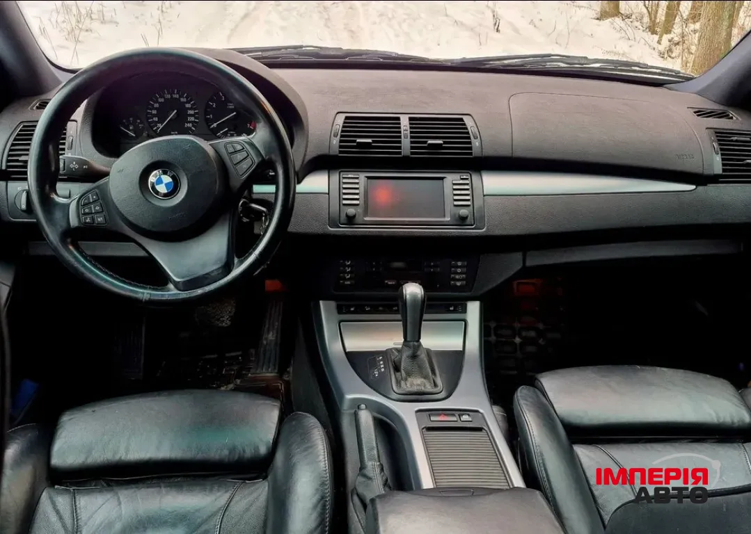 BMW X5 - фото 6