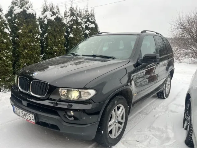 BMW X5 - фото 1