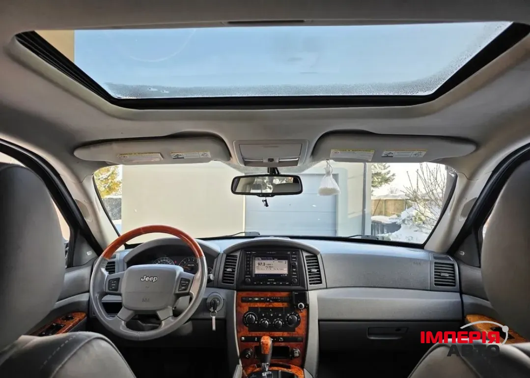 Jeep Grand Cherokee - фото 9