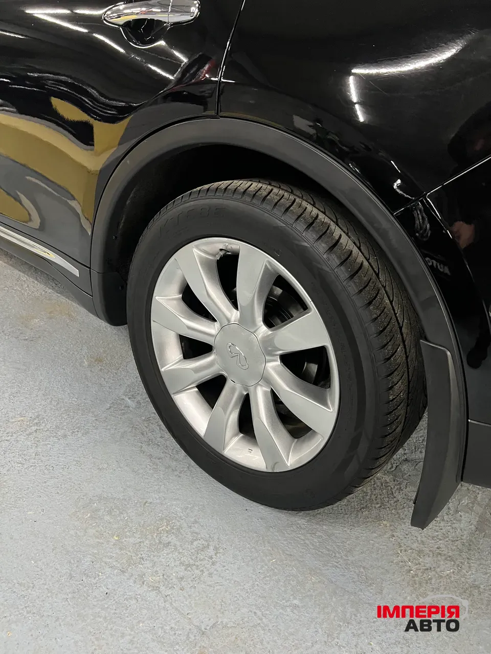 Infiniti FX - фото 18