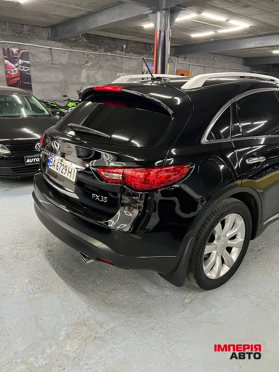 Infiniti FX - фото 14