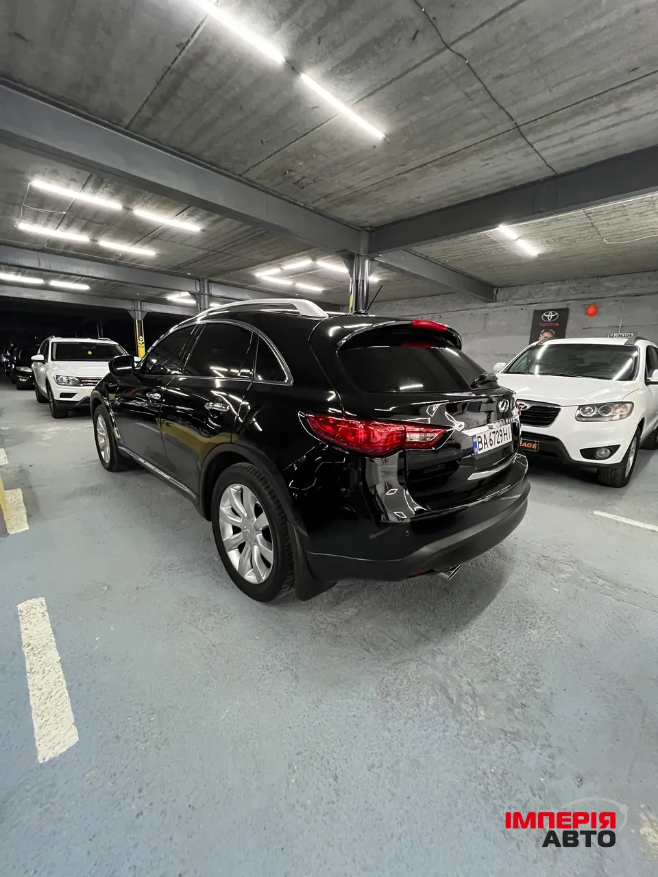 Infiniti FX - фото 5