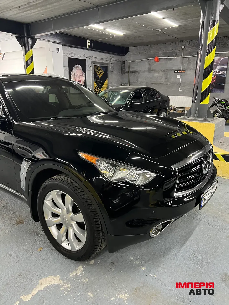 Infiniti FX - фото 11