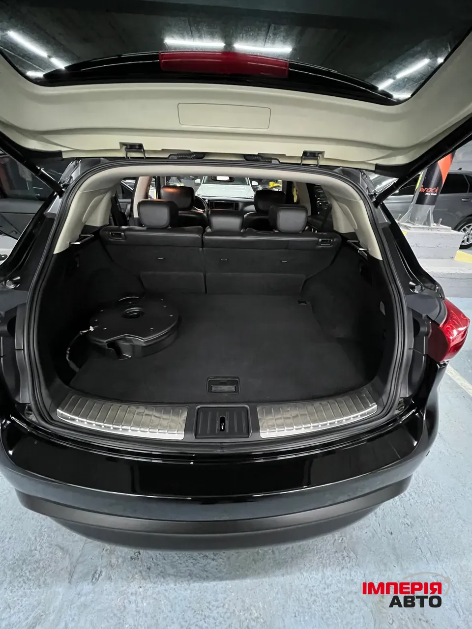 Infiniti FX - фото 31