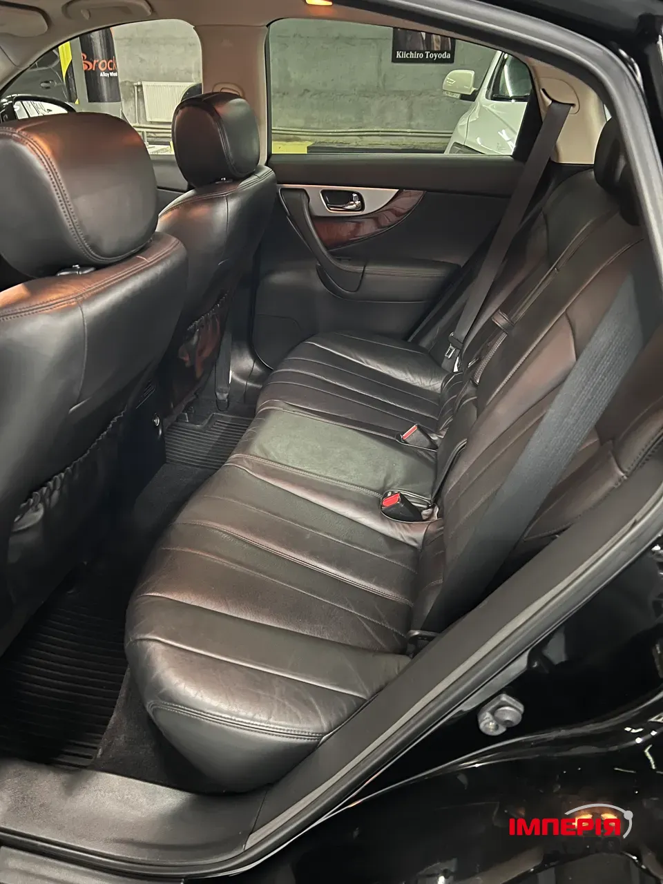 Infiniti FX - фото 29