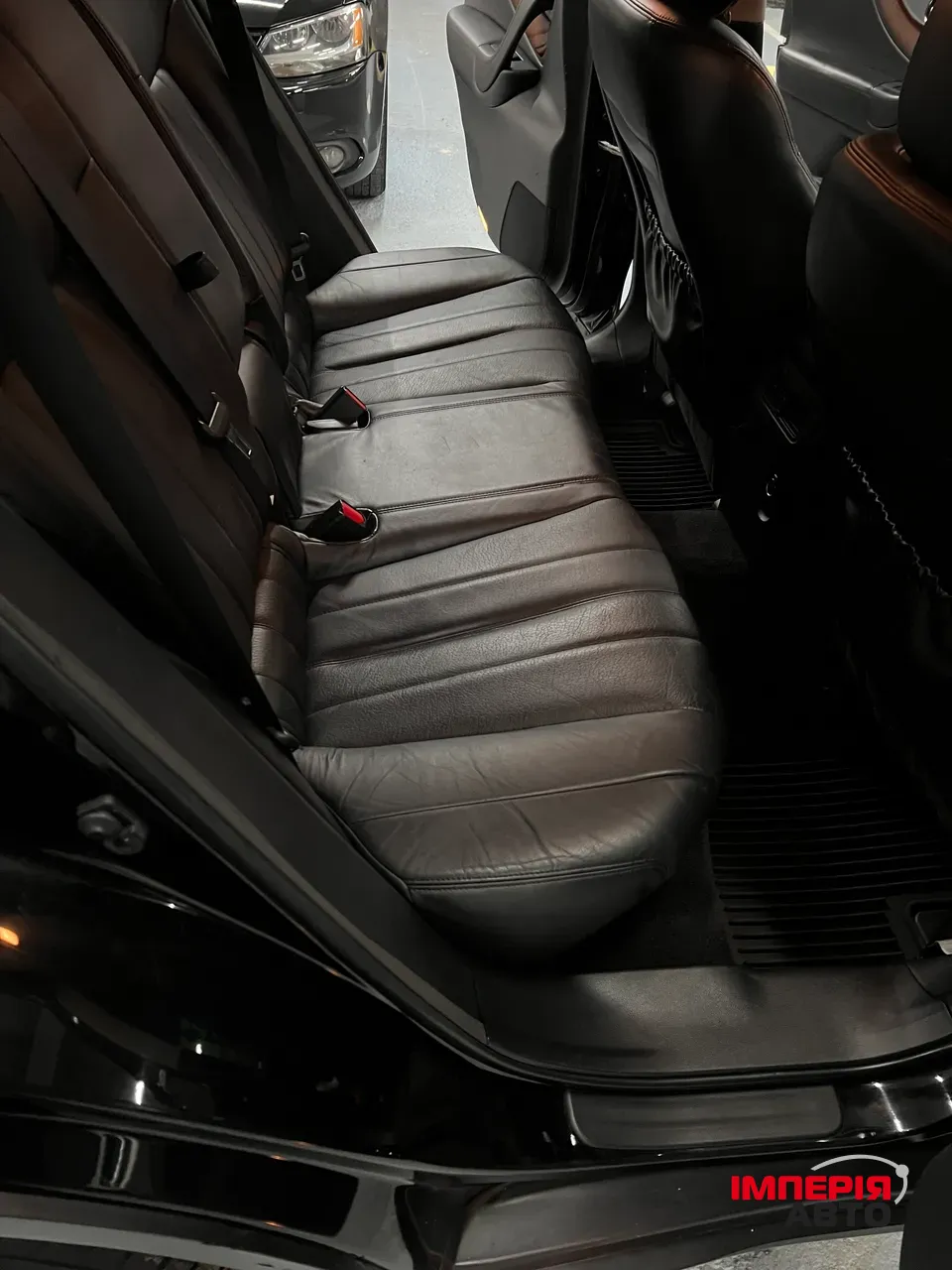 Infiniti FX - фото 33