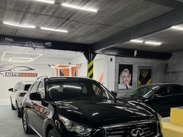 Infiniti FX - фото 4