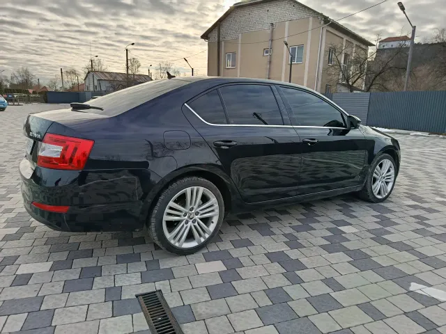 Skoda Octavia - фото 5