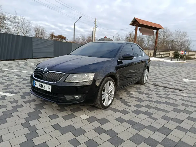 Skoda Octavia - фото 1