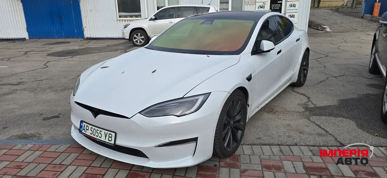 Tesla Model S - фото 4