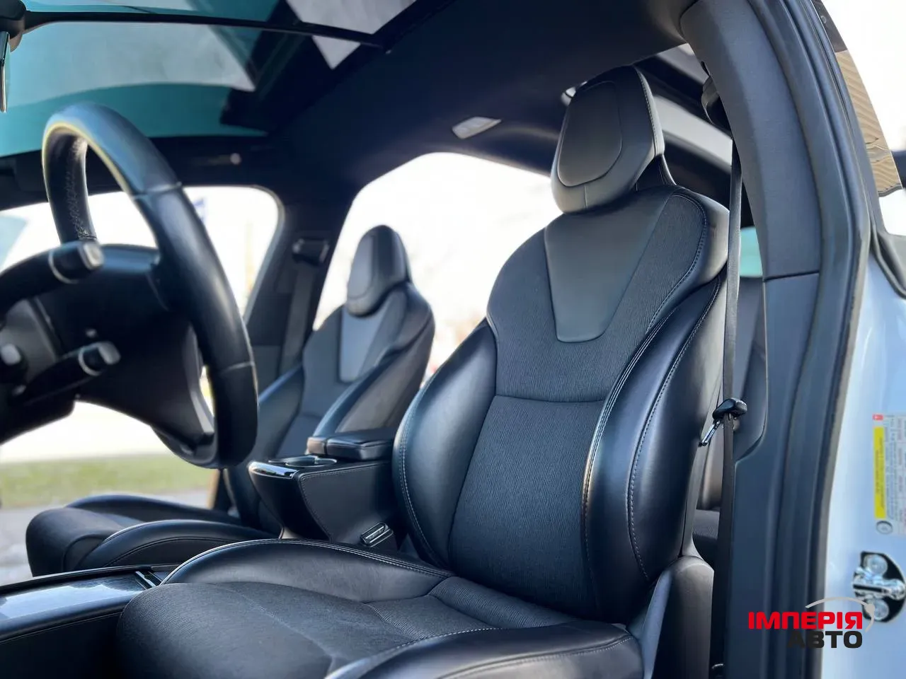 Tesla Model X - фото 6