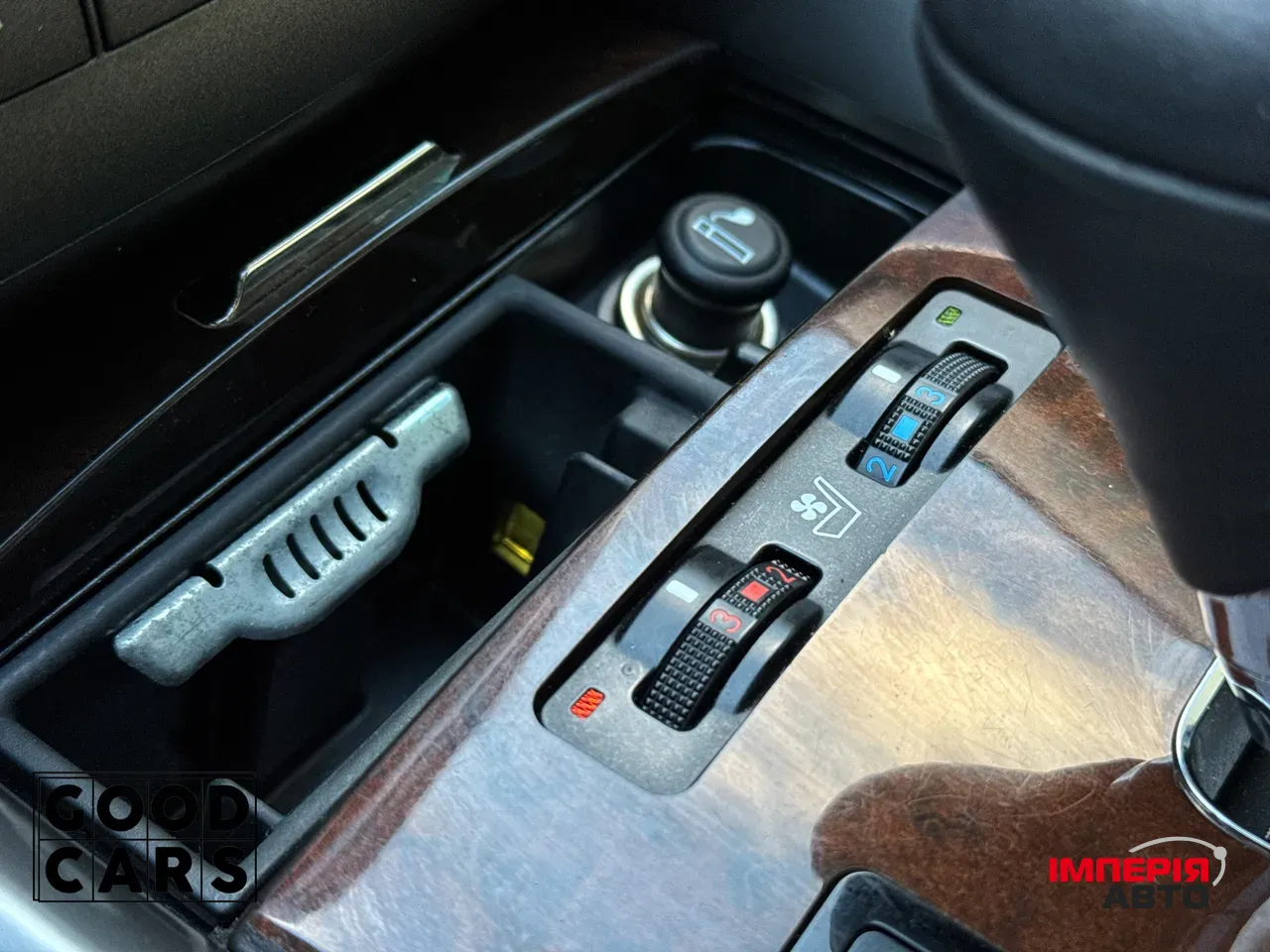 Lexus IS - фото 36