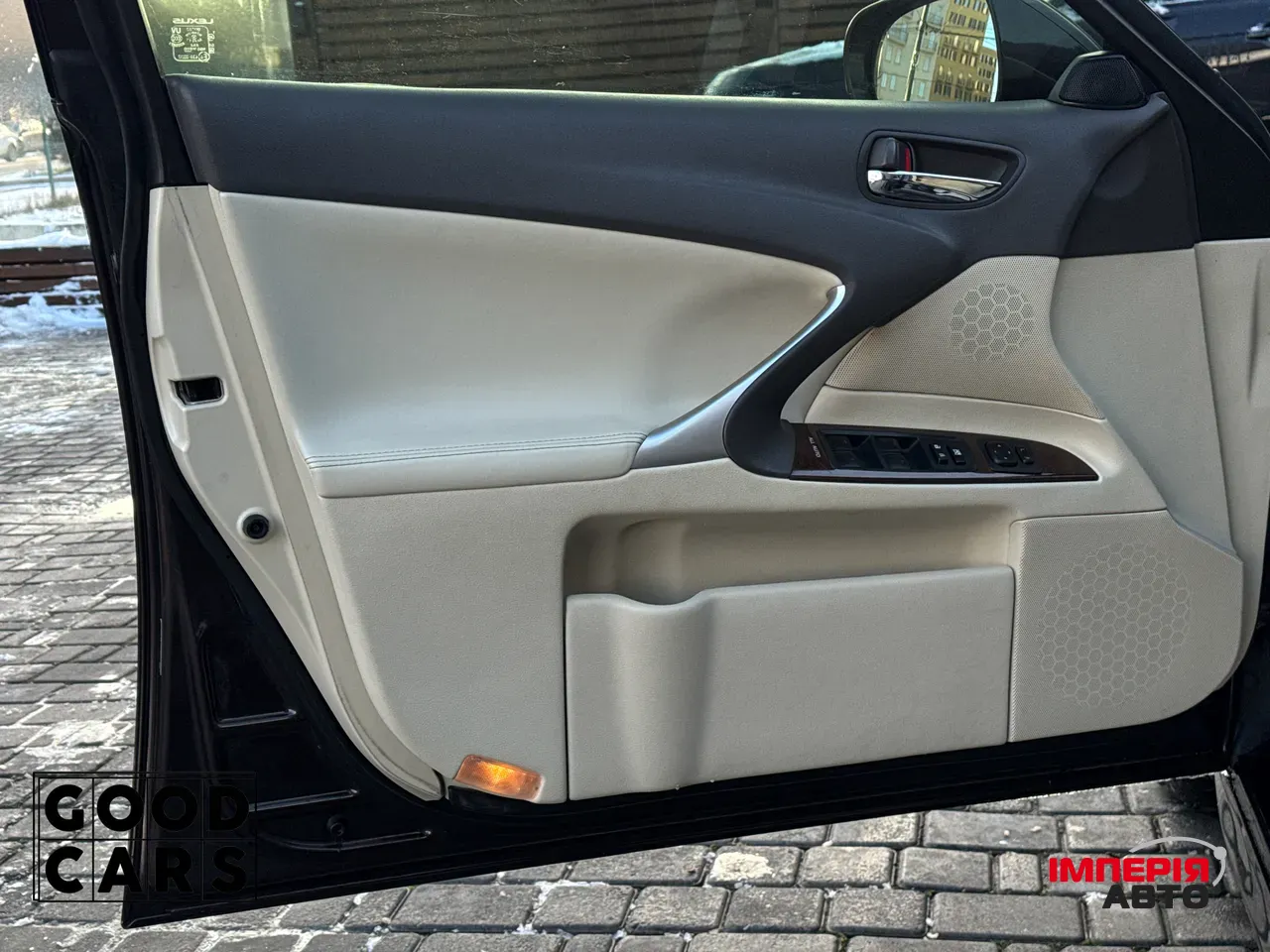 Lexus IS - фото 17