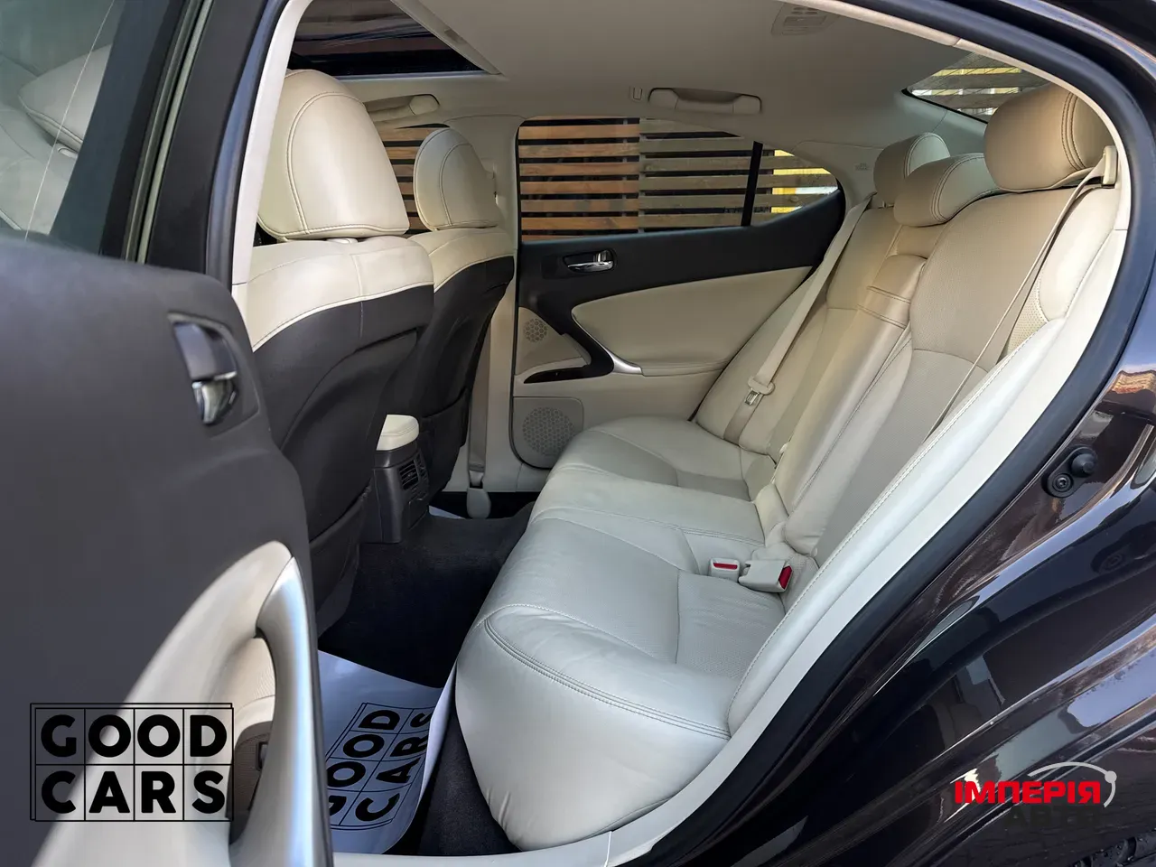 Lexus IS - фото 25