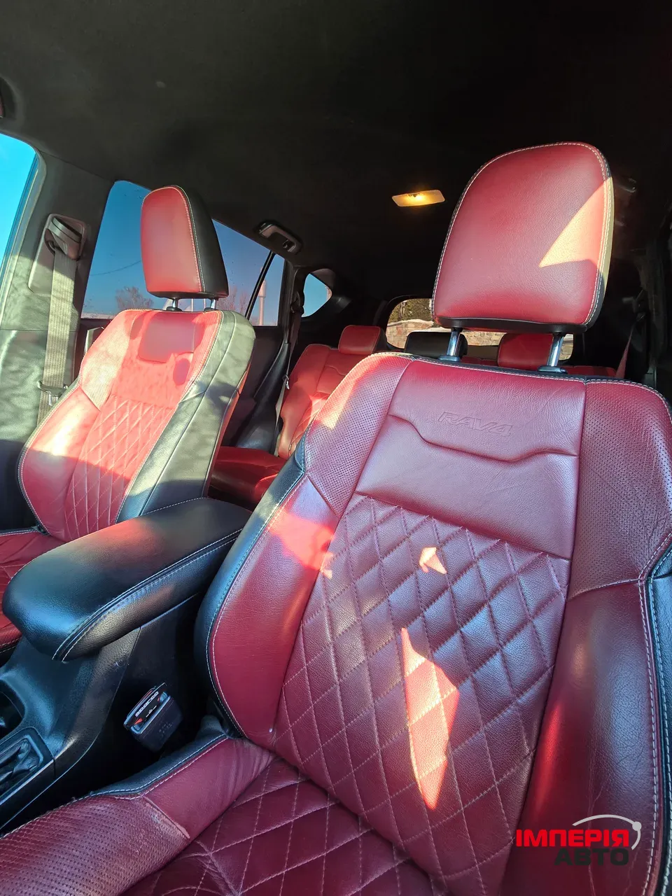 Toyota RAV4 - фото 19