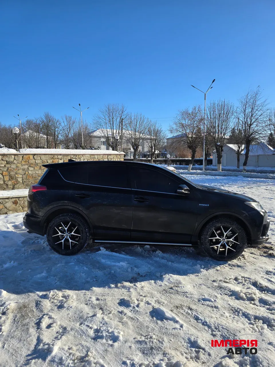 Toyota RAV4 - фото 3