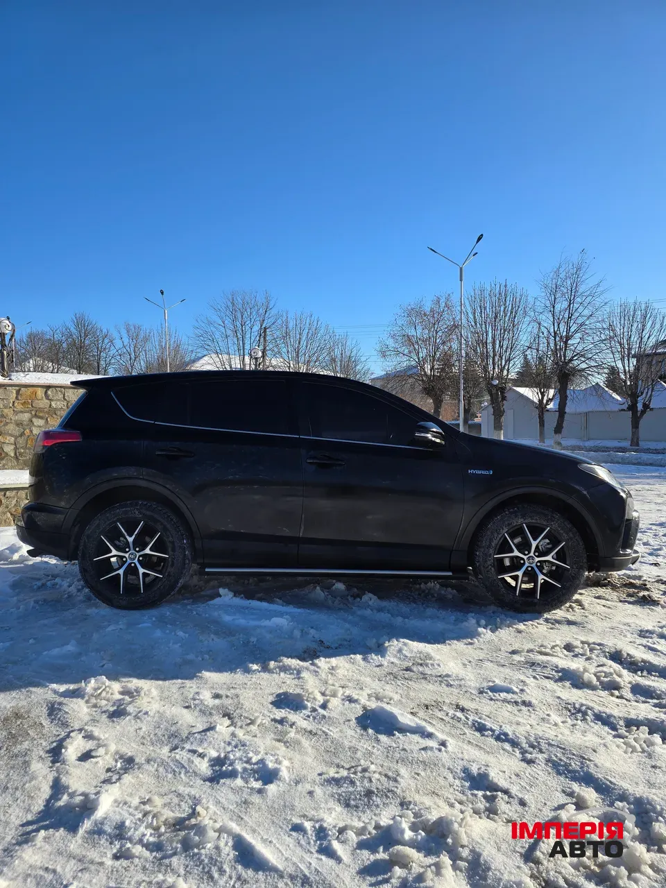 Toyota RAV4 - фото 4