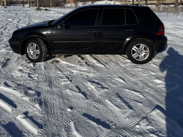 Volkswagen Golf - фото 2