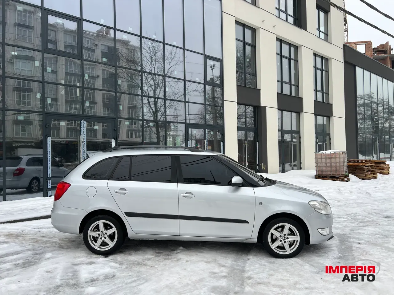 Skoda Fabia - фото 2