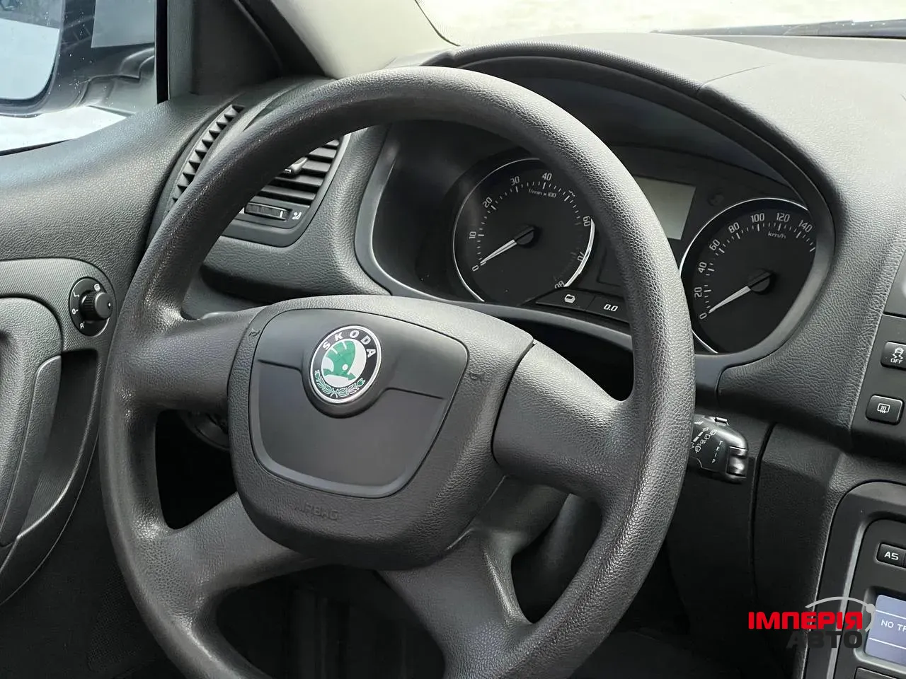 Skoda Fabia - фото 4