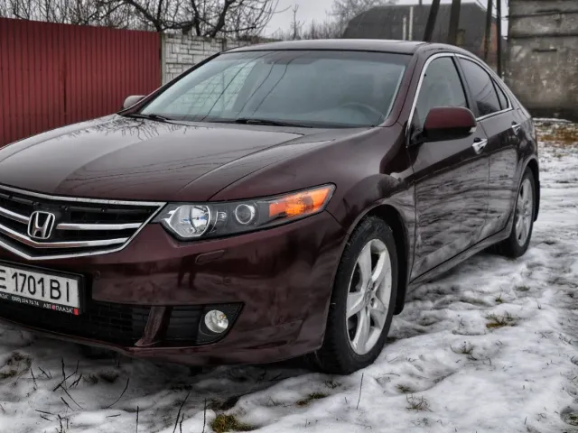 Honda Accord - фото 1