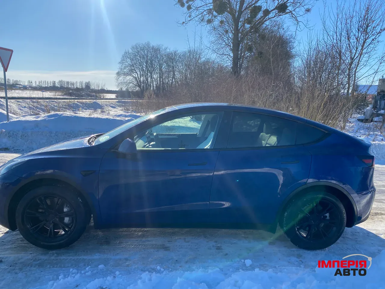 Tesla Model Y - фото 9