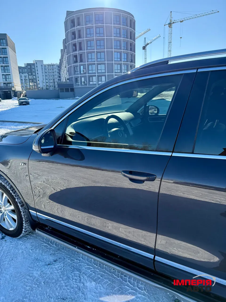 Volkswagen Touareg - фото 10