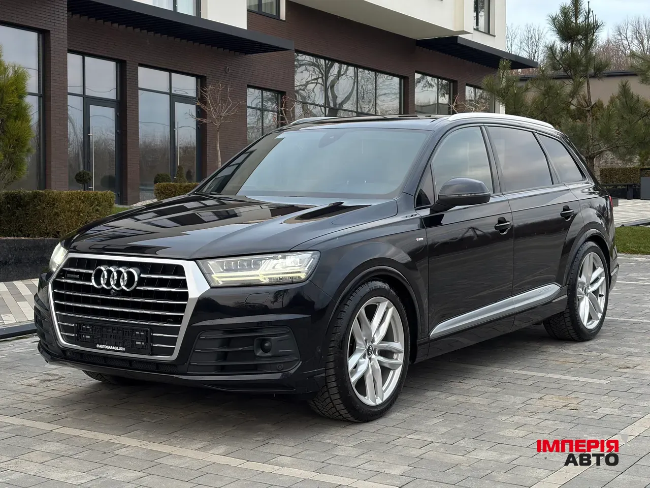 Audi Q7 - фото 3